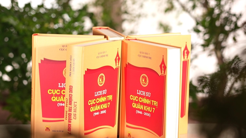 80 NĂM CỤC CHÍNH TRỊ QUÂN KHU 7 - TẬP 1: GIỮA GIAN KHÓ DỰNG NIỀM TIN TẤT THẮNG